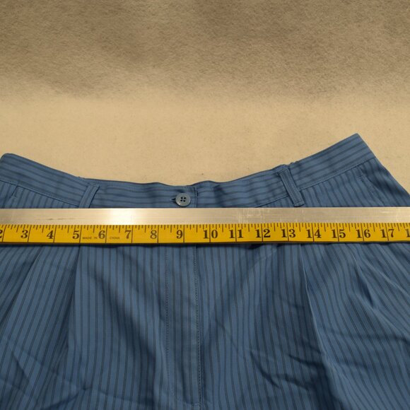 Karen Scott Women's Plus Sport Mid-Rise Pull-On Shorts Size 16 Color Blue #0274 - Picture 4 of 6